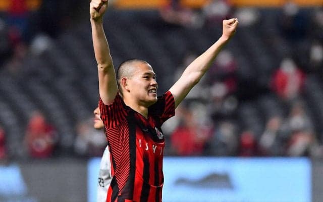 「遠近感狂う画角」「ナイスカップル」身長差30cm!! NMB48堀詩音さんが札幌FW中島と共演しギネスに挑戦