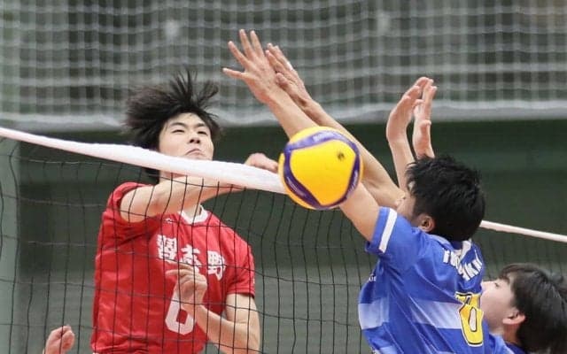 習志野　多彩な攻撃でストレート勝ち　春高バレー