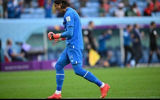 バイエルン、骨折ノイアーの後釜はボルシアMGとスイス代表の守護神ゾマーに