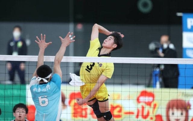 速い攻撃を制した鎮西が2回戦突破、エース舛本が試合をけん引【春高2023】