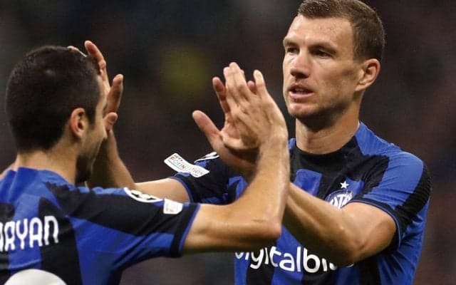 インテル、ジェコとの契約延長に暗雲... 36歳にして今季のチーム最多スコアラー