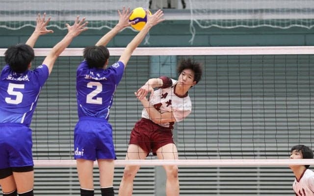 早実　最後まで流れつかめず　春高バレー