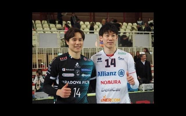 髙橋藍が石川祐希とバチバチ状態に。「僕が最初にサーブで狙い始めて、狙われるようになった」