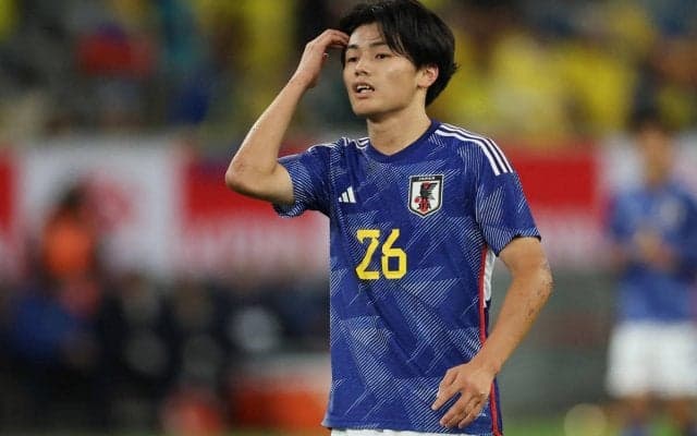 「W杯後染めてる人多くない？」久保建英や冨安健洋に続いて上田綺世も黒髪からイメチェン！「明るくなってる」