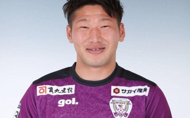 藤枝退団の23歳MF堀研太、九州リーグの強豪ヴェロスクロノス都農へ！