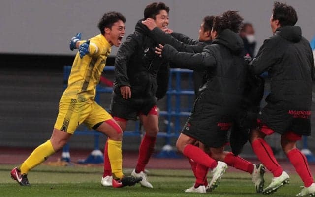 東山がPK戦で大津を下し初の決勝進出！準々決勝に続きGK佐藤がヒーローに【高校サッカー選手権】