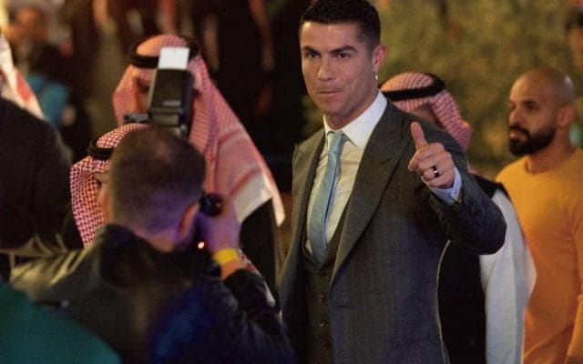 ブラジルの名門もC・ロナウドに接触していた… 会長が認める「サウジの提示が20倍だった」