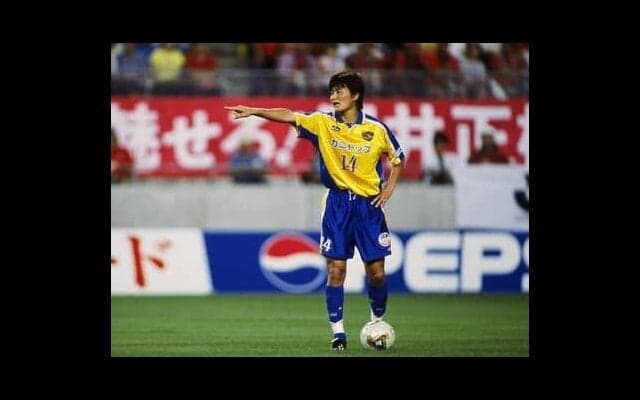 岩本輝雄が選ぶＪリーグ歴代フリーキッカートップ10。「羽田空港みたい」「釣り竿のよう」「爆発音」で驚いた名手たち