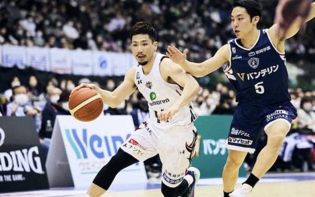 後半に逆転した琉球が横浜BCにリベンジを果たす…岸本隆一が勝負所で存在感を発揮