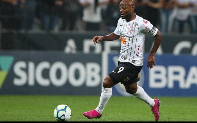 38歳のベテランFWヴァグネル・ラブがブラジル2部レシフェと契約延長！昨季途中に加入し7ゴールをマーク