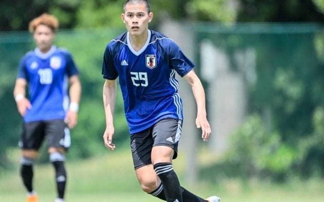 ｢頭もシーズンイン｣｢金髪大嘉終了｣20歳FW中島大嘉が衝撃の｢ヘアスタイル披露｣で話題！札幌のチームメイト中村桐耶は｢また入れ替わるのか｣と反応