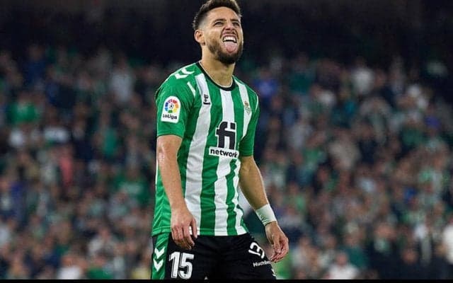 アストン・ビラがベティスDFアレックス・モレノ獲得へ！ 移籍金は19億円+ボーナス