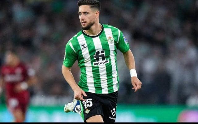 アストン・ビラがベティスDFアレックス・モレノを獲得！移籍金は21億円に