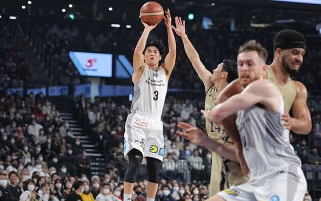 1点差で琉球に勝利した島根の安藤がメディア対応…「僕たちにとって非常に大きな1勝」