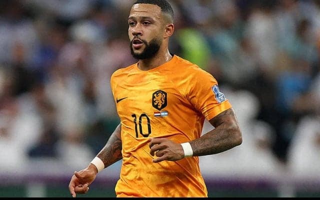 アトレティコがデパイ獲得へ！　バルセロナとレンタル合意近づく