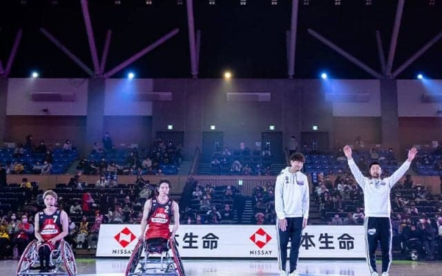 オールバスケで日本を元気に！　オールスターゲーム出場選手と車いす選手がデモンストレーション披露