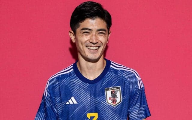 「シュっとした2人」「高身長カップル」谷口彰悟がカタールでバッタリ遭遇した女性と笑顔で2ショット「がちでかっこいい」