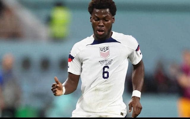 バレンシアの20歳にリバプールやチェルシー、インテルらも関心！ 元アーセナルのアメリカ代表MF