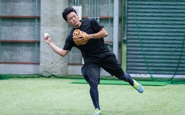 走者が出たら二遊間はどう守る？　元プロ名手が徹底解説…「最悪」を避ける思考法