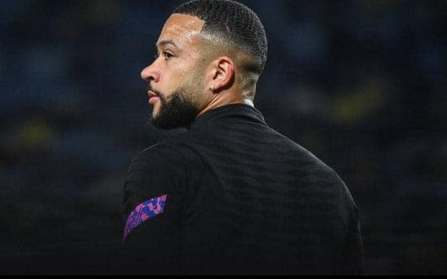 デパイの代理人がインテルへのトレードの噂を否定