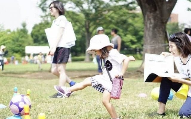 地味な防災訓練が、サッカー元日本代表と一緒に学べる楽しいイベントに進化！