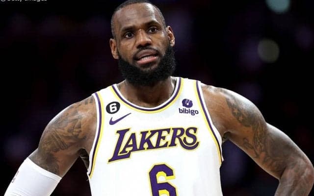 キャリア20年目のレブロンが「ものすごく年をとったんだなと感じさせた」シーンとは？