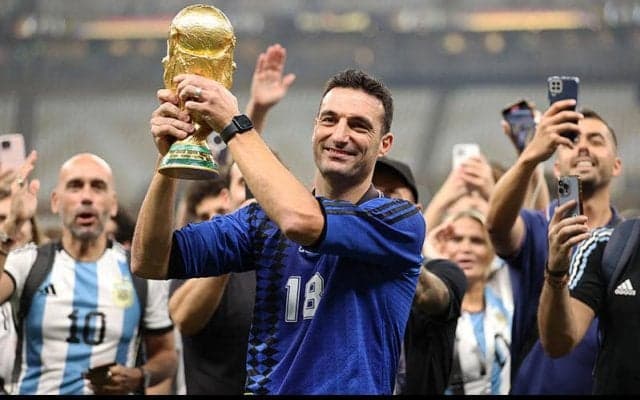 W杯王者スカローニ監督が去就のヒント…将来的にスペイン代表監督も？