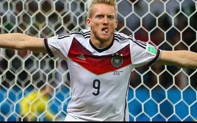 29歳で引退した元W杯王者シュールレの今の姿が話題…半裸でマイナス19度の雪山を登る