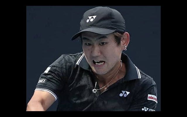  西岡良仁、完勝で全豪3回戦へ 