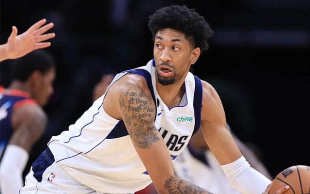 クリスチャン・ウッドが左親指骨折で戦線離脱…マブスはドンチッチに次ぐ得点源を失う