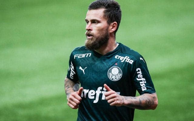 柏が新たなブラジル人に興味？ バルセロナやインテルもかつて関心を寄せた元ブラジル代表MFルーカス・リマ  