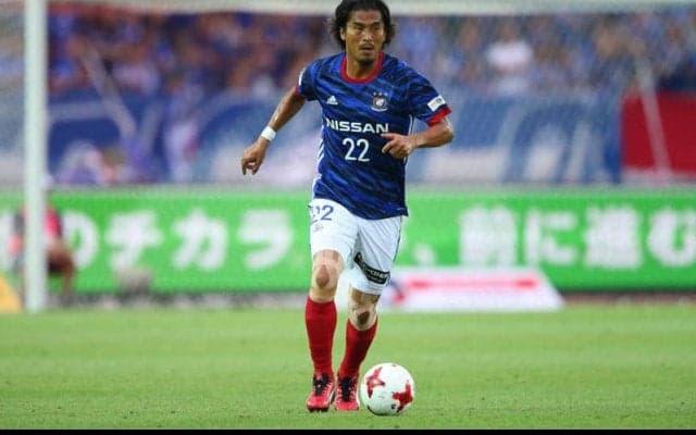 「待ち受けにしてしまいたい」「かっこよすぎです！」中澤佑二氏の日焼けした肉体美にファンもうっとり「ときめきをありがとうございます！」