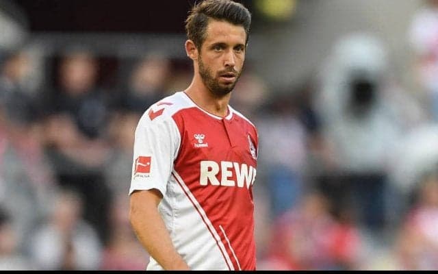 ケルン、生え抜きの元ドイツ代表FWウートと2025年まで契約延長