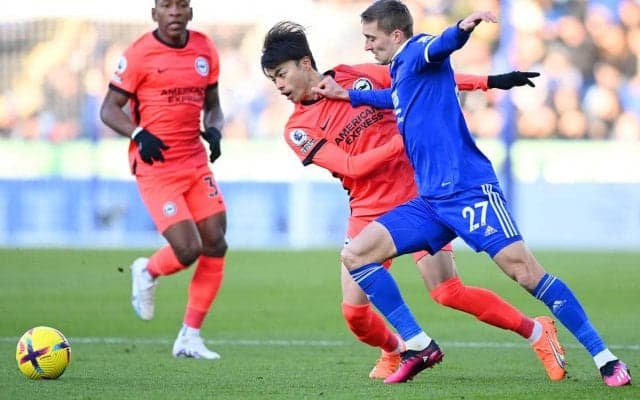 「魔法の瞬間を見せた」地元紙も衝撃ゴールの三笘薫を高評価、シュートの美しさを称える「絶妙なカーブ」「曲がって落ちる」