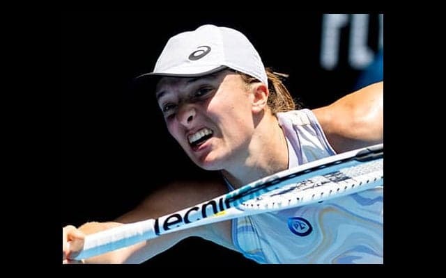 シフィオンテク 全豪8強逃す