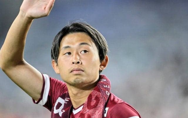 「エモ過ぎて朝から泣く」仙台MF郷家友太の中学時代の「ベガユニ着用写真」が大反響！ 写し出されたポーズに「11を選んだ理由がよく分かる」とファン感涙の声