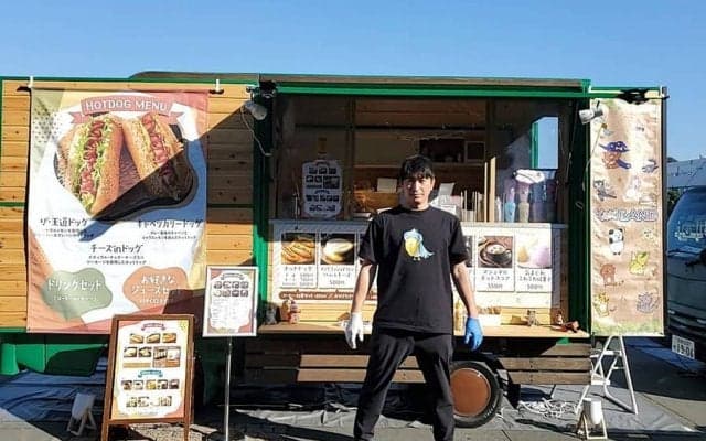 収入半減で「もったいない」も…　元ハム右腕が“安定”よりキッチンカーを選んだワケ