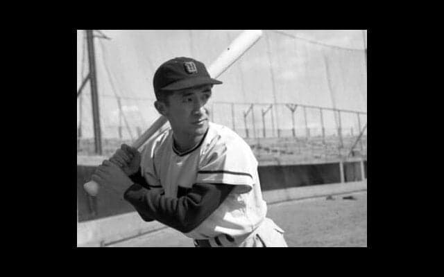 父の蒸発、まさかのプロ入り、新人記録を作るも26歳で戦力外…『プロ野球ニュース』初代キャスター・佐々木信也の知られざる過去