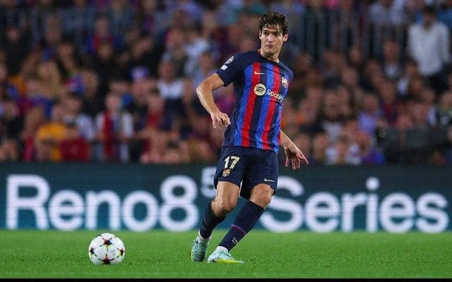 バルサ、CBの新境地を開いたマルコス・アロンソと契約更新へ 2月から交渉開始か