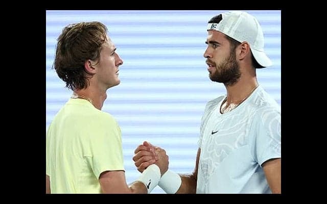 ハチャノフ、コルダ棄権で初4強
