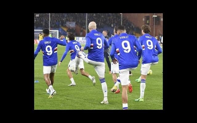 亡きヴィアリとイタリア代表監督マンチーニ。イタリアが涙した「双子」の友情の物語