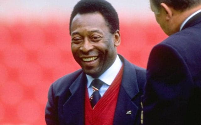 “キング”ペレ氏のブラジル代表ラストマッチのユニフォームがオークションに出品、価格は最高480万円か