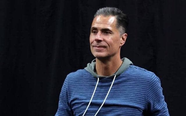 現在と将来の両面でチーム力向上を目指すレイカーズGM「ルイは完璧な方法だと感じた」