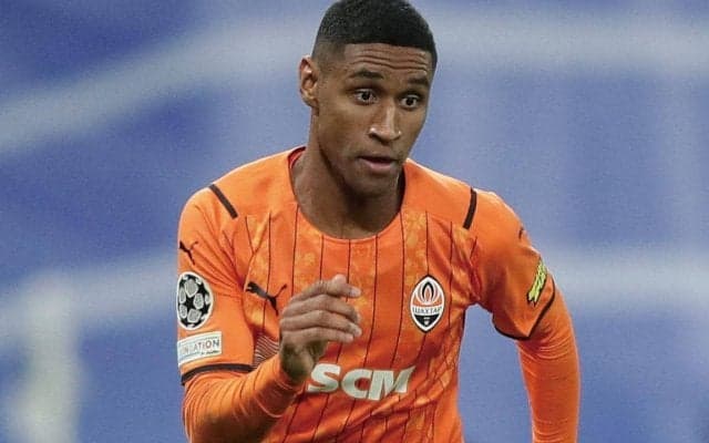 レスターがシャフタールの22歳MFテテ獲得へ…リヨンとのレンタル解消が進行中