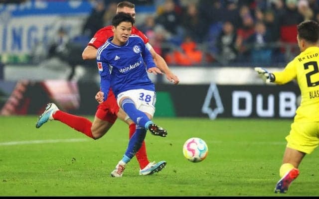 【ブンデスリーガ日本人選手】上月がブンデス初弾もシャルケは6失点で惨敗… 堂安vs鎌田の日本代表対決はドロー