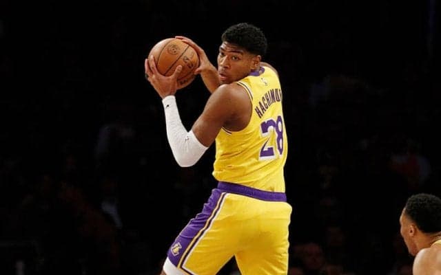 レイカーズデビューの八村塁、12得点6リバウンドで勝利に貢献…レブロンやデイビスなどと初共演