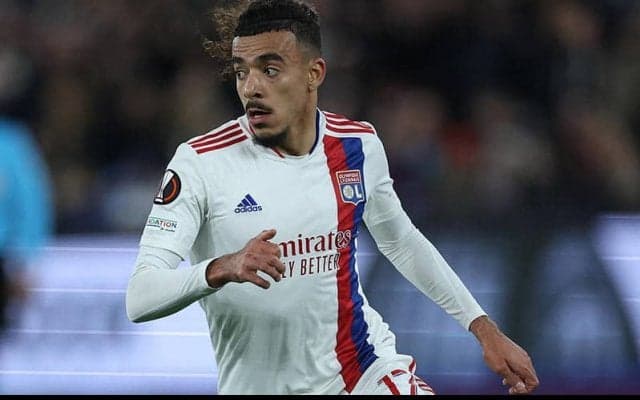 チェルシーがリヨンの若手右SB獲得に本腰！ 個人間では合意済み