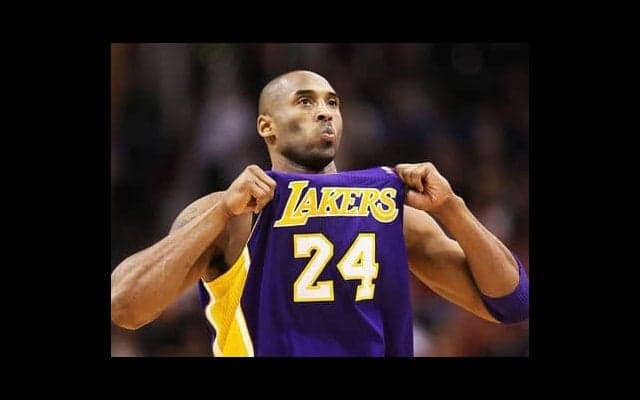 八村塁がレイカーズで受け継ぐ「マンバ・メンタリティ」。コービーは今もみんなのなかで生き続けている