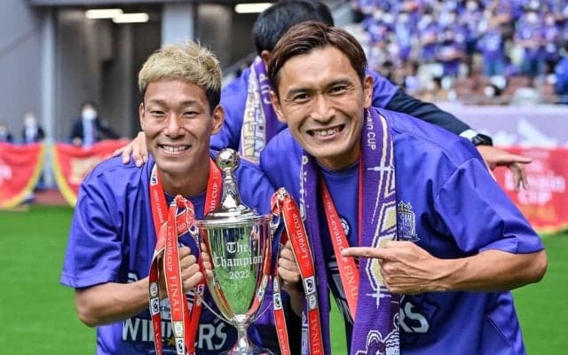 「修学旅行だ！笑」J1広島のイスタンブール「1日観光姿」がサポに大反響！ トルコアイスや世界遺産を楽しむ帰国前最終日の貴重シーン