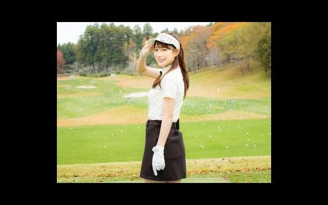 雪平莉左は美しいスイングで「スライス」「しゃくり上げ」「手打ち」を克服できたか。ゴルフ場でチェックした